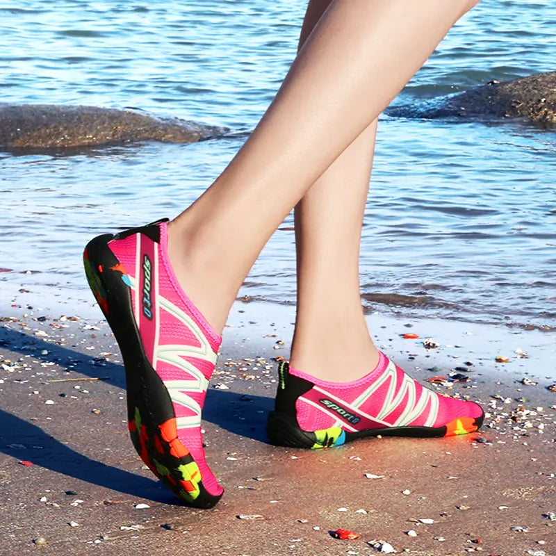 Sapatos femininos de água de secagem rápida para natação, surf e actividades ao ar livre