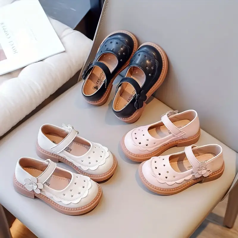 Sapatos elegantes e modernos da Mary Jane com flores para meninas, sapatos confortáveis e leves com sola plana