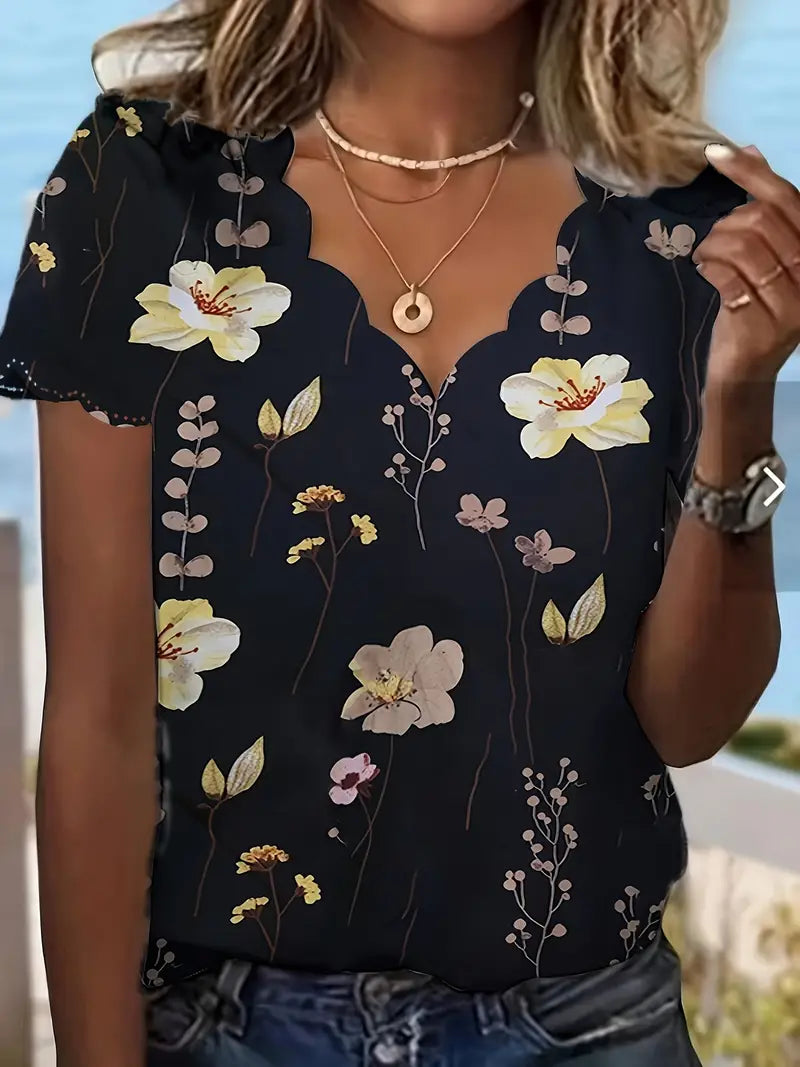 Blusa com acabamento em vieira com estampa floral, blusa casual de manga curta com decote em V