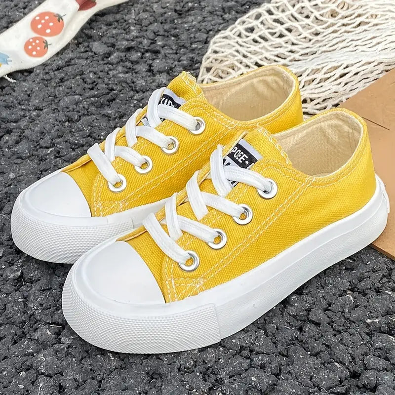 Sapatilhas de skate modernos com cadarços para meninas – calçados confortáveis e respiráveis e antiderrapantes para crianças