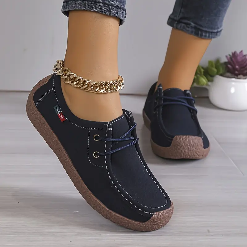 Sapatos planos femininos, sapatos baixos confortáveis de micro camurça com sola macia e cadarço