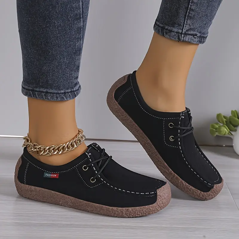 Sapatos planos femininos, sapatos baixos confortáveis de micro camurça com sola macia e cadarço