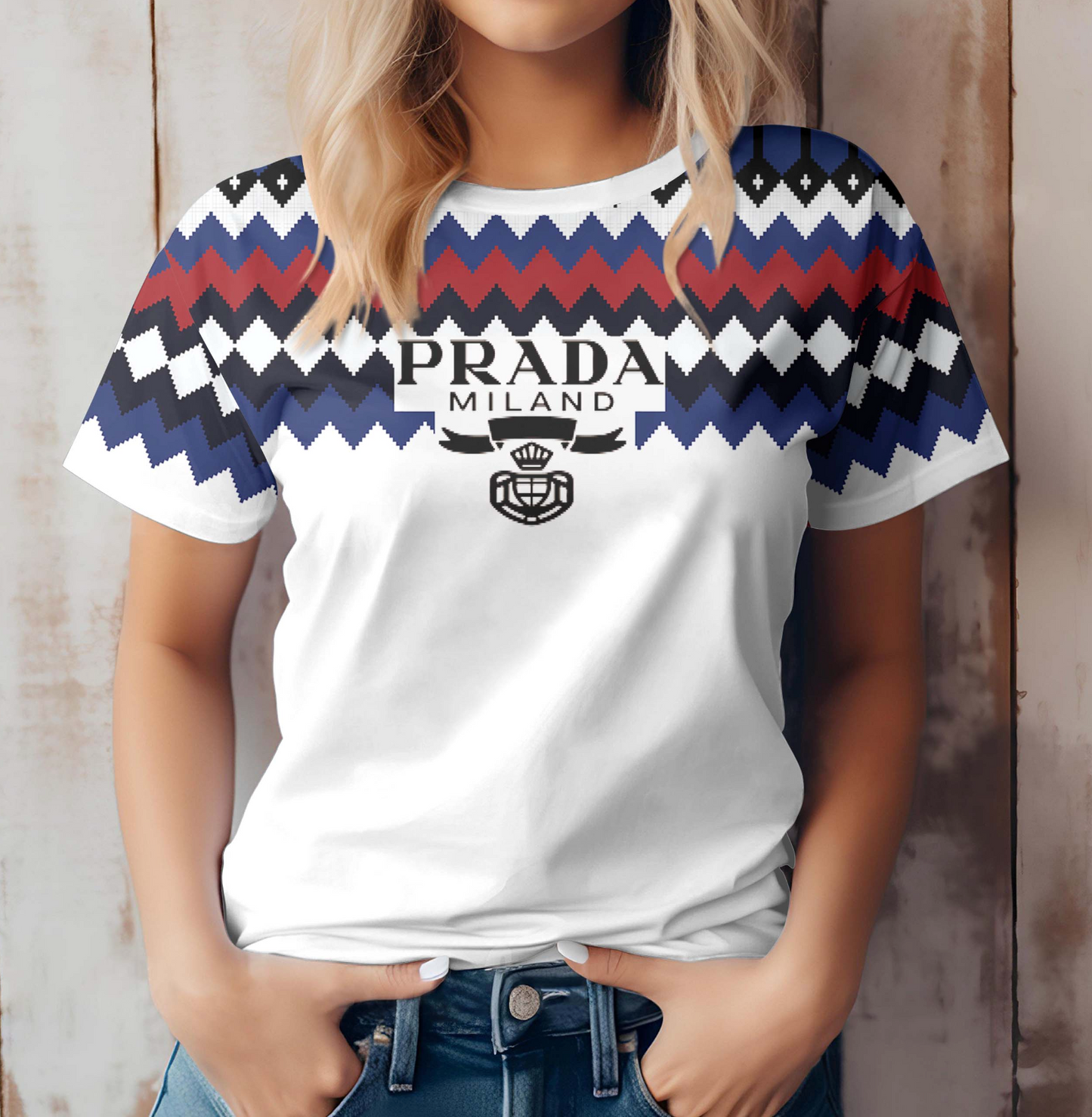 Produto: Camiseta Feminina de gola V PRADA