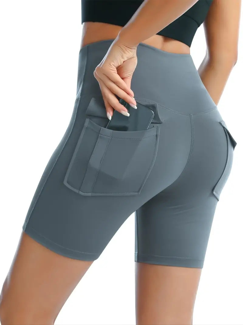 Shorts esportivos de cintura alta com bolsos