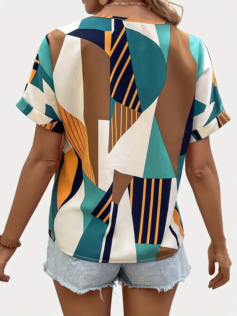 Blusa com decote em V com estampa abstrata