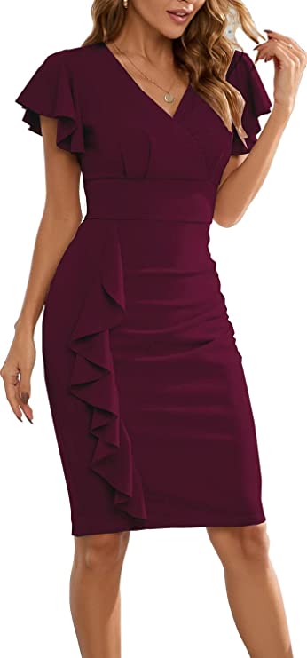 Vestido decote em v com mangas e babados
