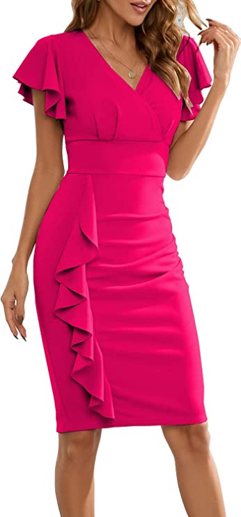 Vestido decote em v com mangas e babados