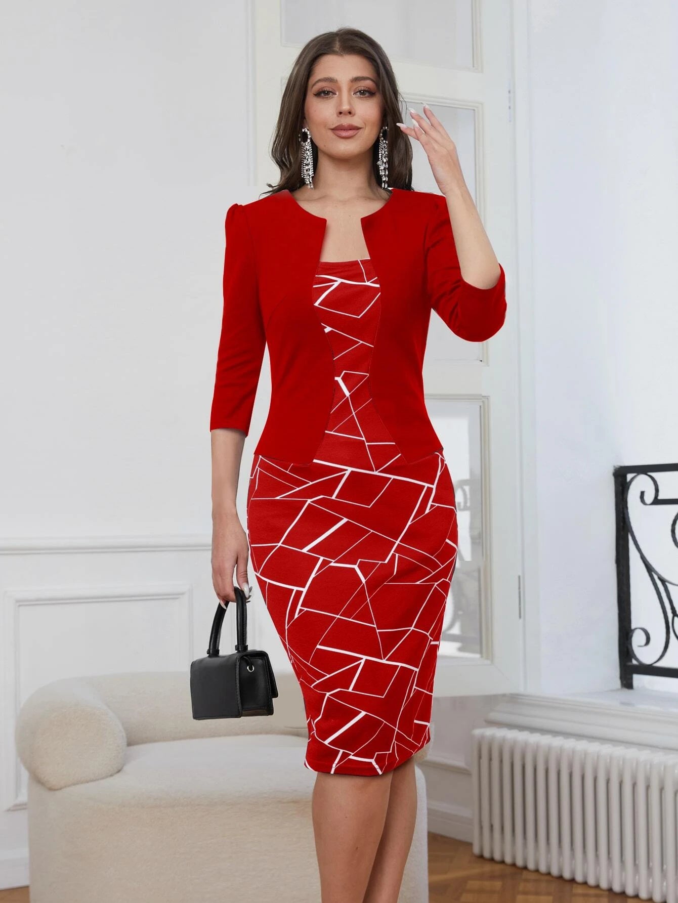 Vestido de estampa floral com zíper nas costas