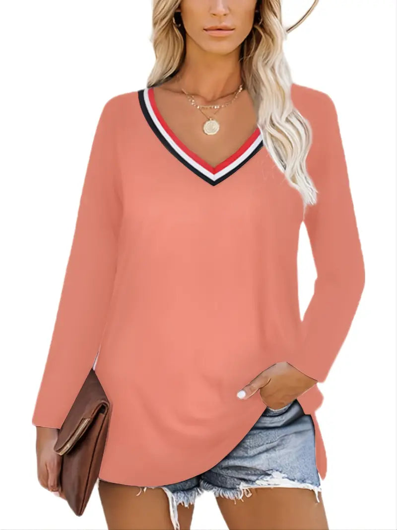Camisetas colorida com decote em V e fenda
