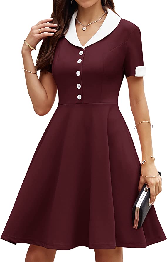 Vestido vintage com gola e elástico curto