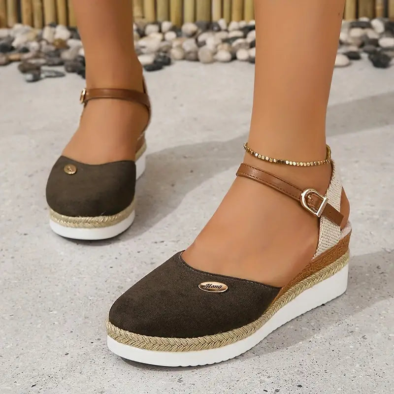 Sandálias femininas plataforma Colorblock com fivela ajustável no tornozelo