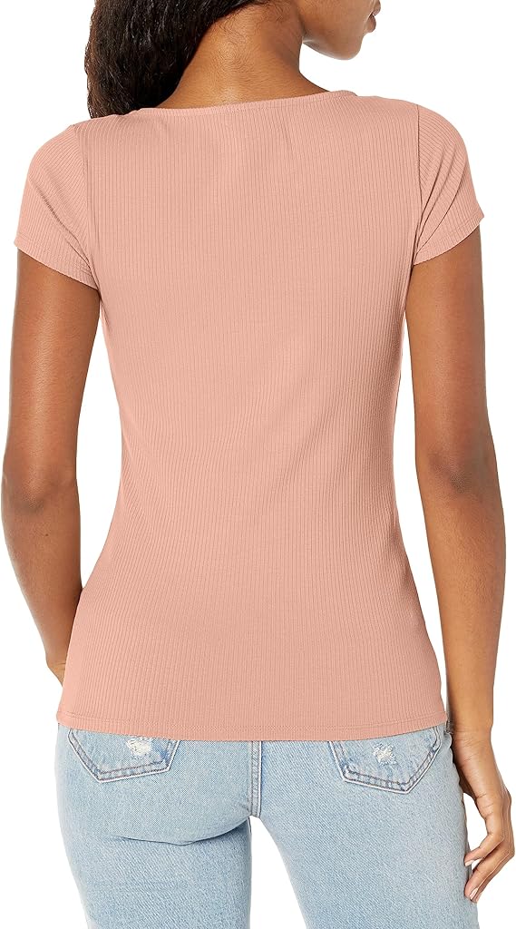 Camisete Feminina da Marca GUESS