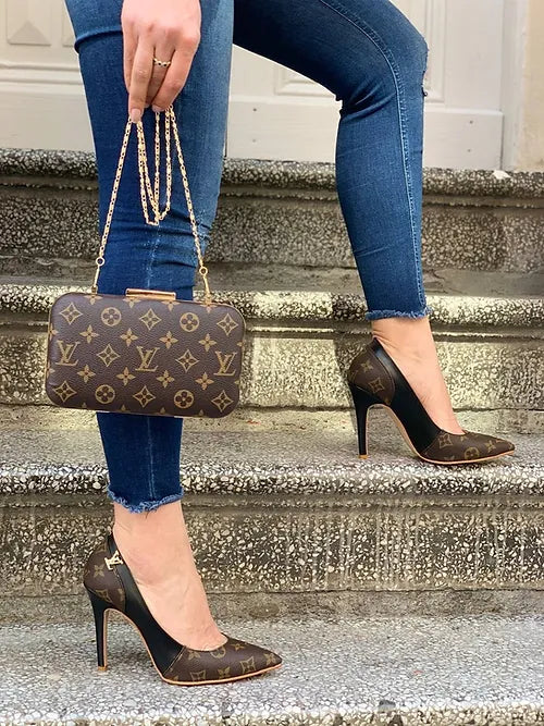 Sapatos e bolsa combinada LOUIS VUITTON