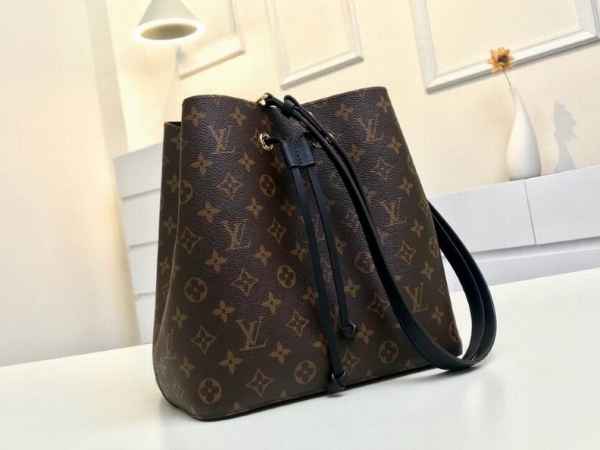 Bolsa Feminina LOUIS VUITTON