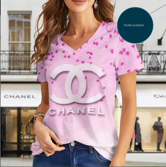 Camiseta CHANEL com decote em V