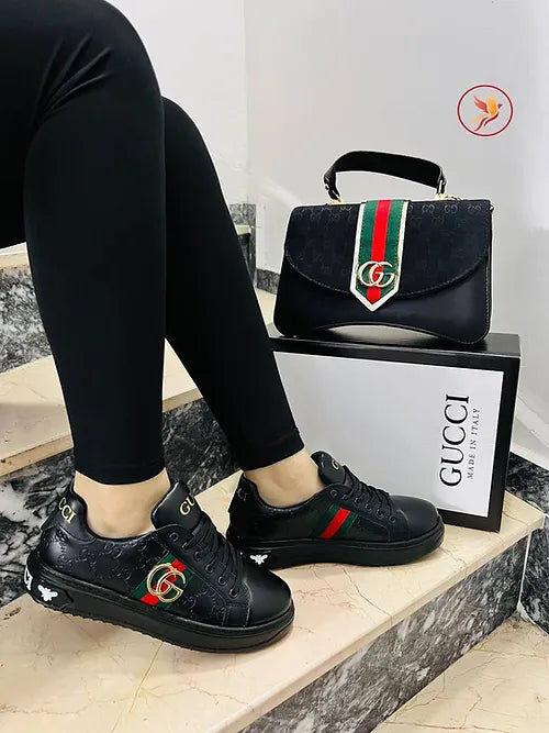 Sapatilhas e bolsa combinada GUCCI