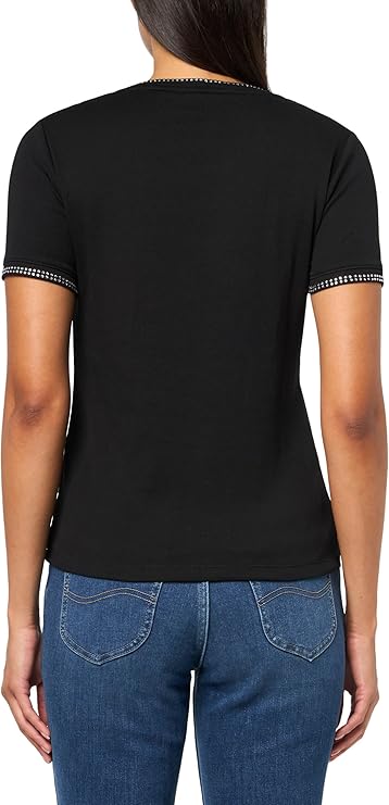 Camisetes femininas da Marca TOMMY HILFIGER;