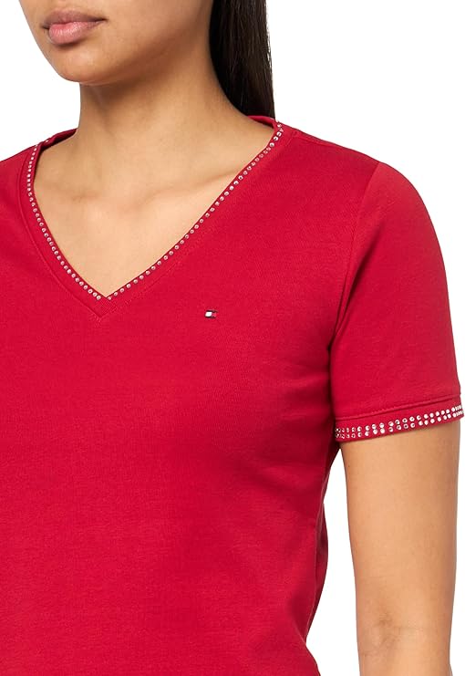 Camisetes femininas da Marca TOMMY HILFIGER;