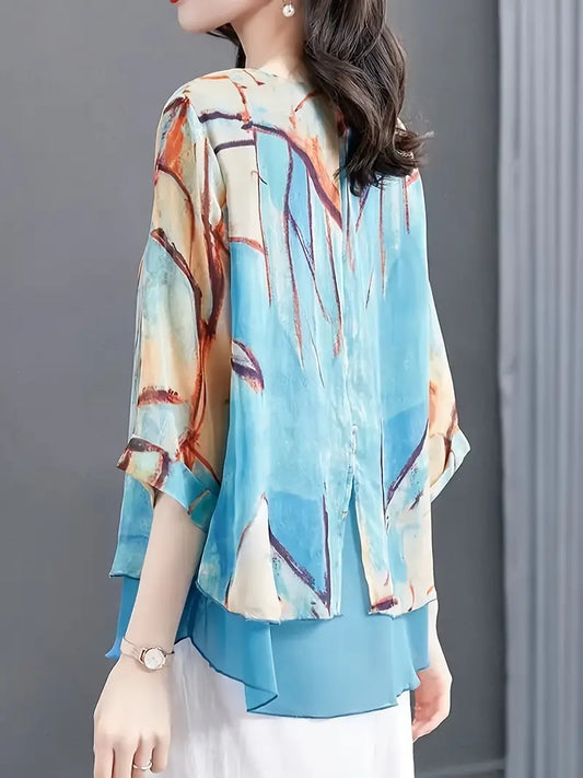 Blusa de manga curta floral azul tie dye