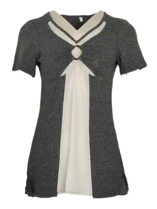 Camiseta colorida com fivela frontal, camiseta casual de manga curta com decote em V para o verão