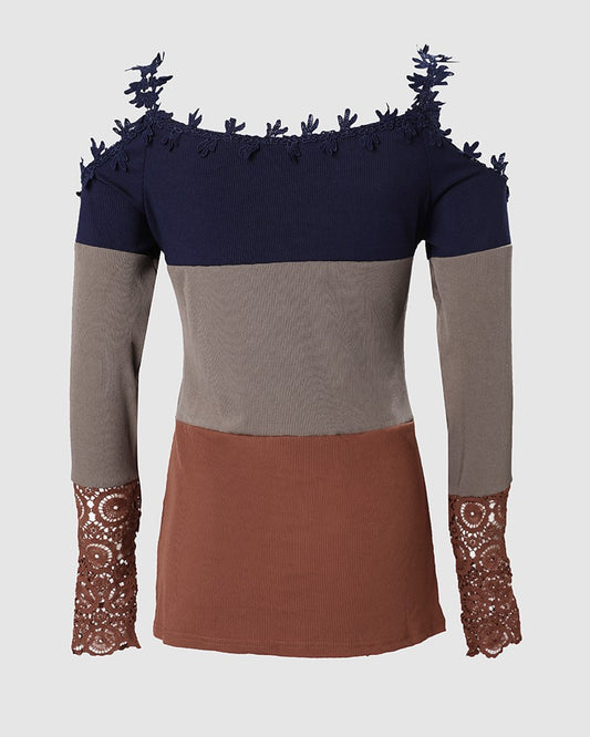 Blusa de ombro frio de renda contrastante colorblock