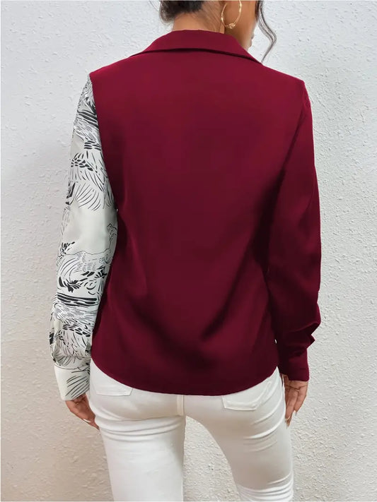 Camisa manga longa com decote em V com estampa gráfica