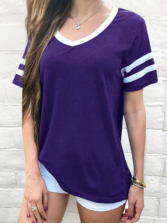 Camiseta solta com decote em V listrada, manga curta